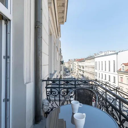 Garbary شقة فندقية